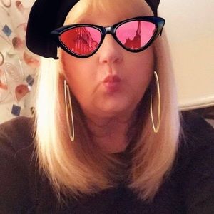 Meet your Posher, Diane